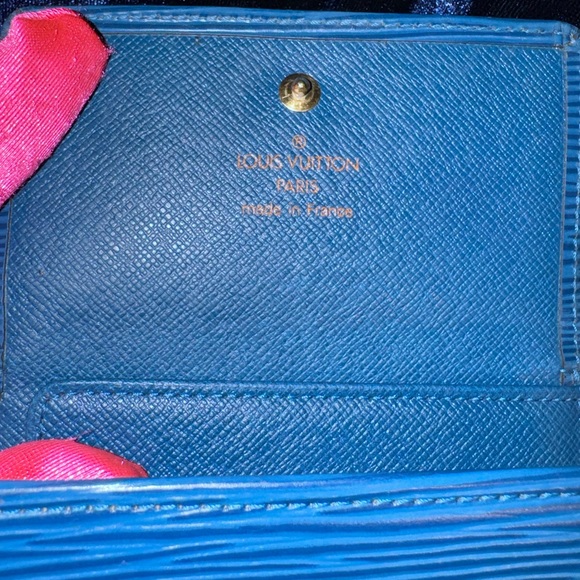 Louis Vuitton Epi Elsie trifold Compact Leather Wallet - Picture 9 of 12